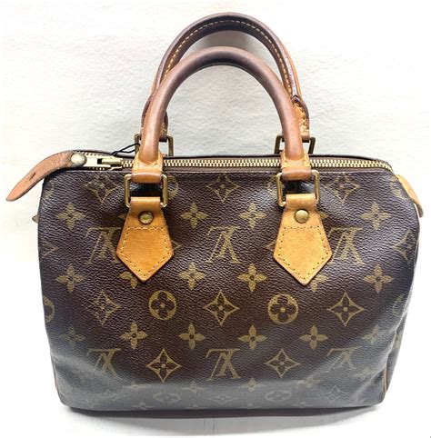 how to buy genuine cheap louis vuitton bags|louis vuitton locations near me.